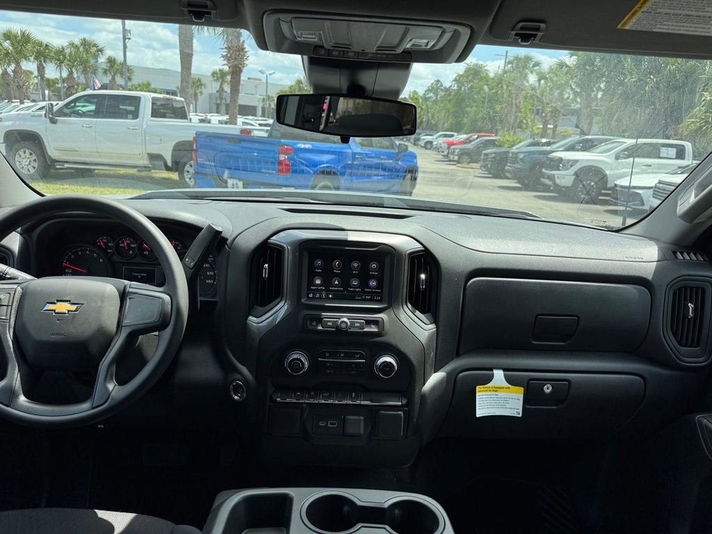 2025 Chevrolet Silverado 1500 Custom photo 19