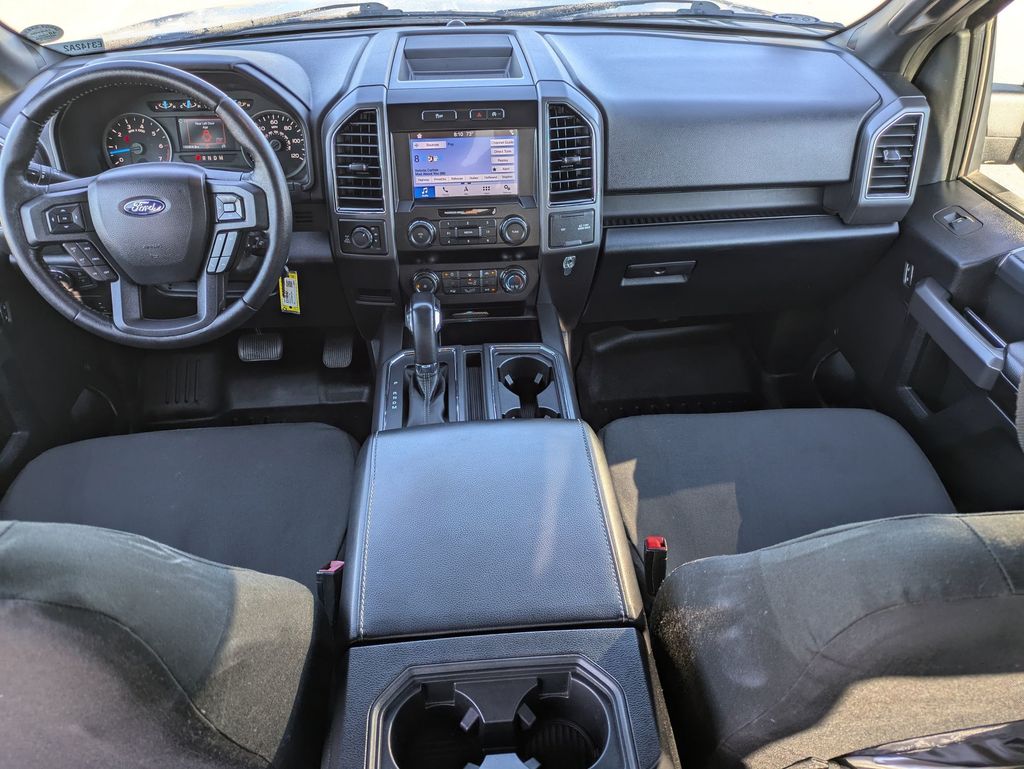 2019 Ford F-150 XLT photo 25