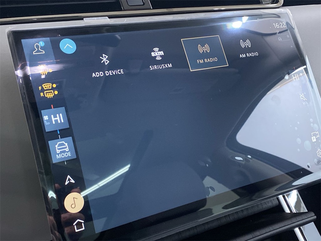 2025 Land Rover Range Rover S photo 20