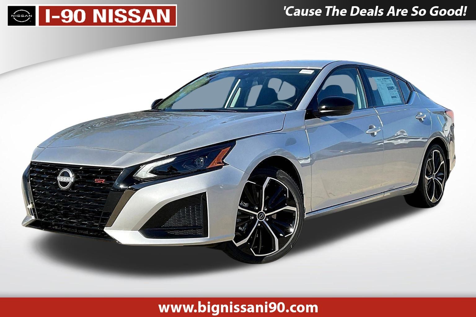 2025 Nissan Altima SR's photo