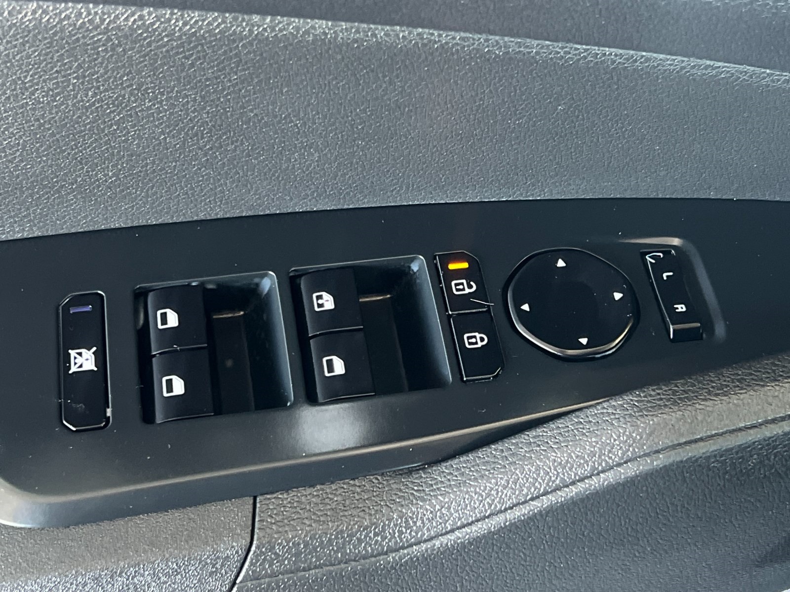 2026 Kia Sportage Hybrid S photo 10