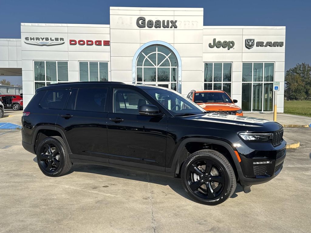 2025 Jeep Grand Cherokee L Limited RWD