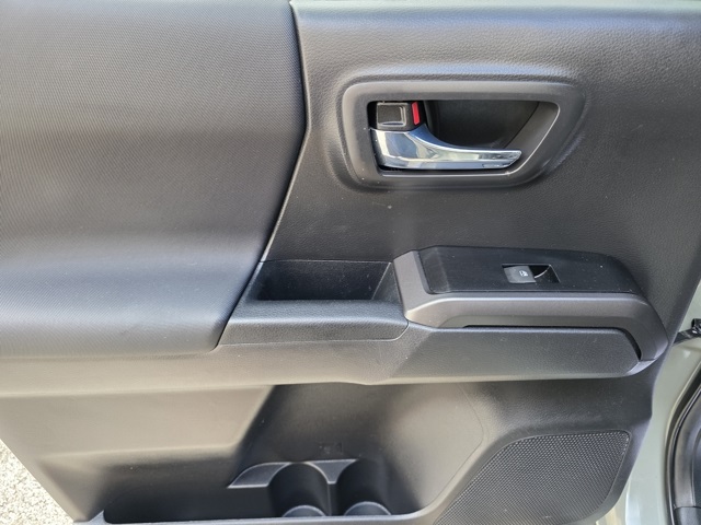 2023 Toyota Tacoma TRD Sport photo 10