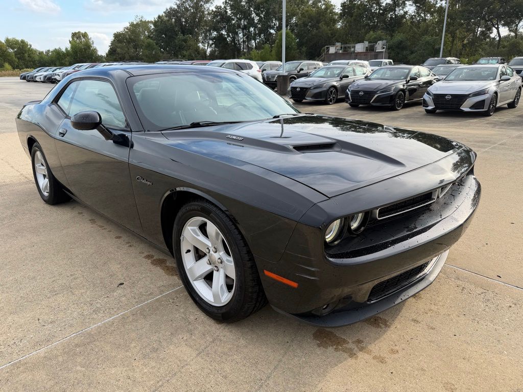 Used 2016 Dodge Challenger R/T with VIN 2C3CDZBT6GH117427 for sale in Gonzales, LA