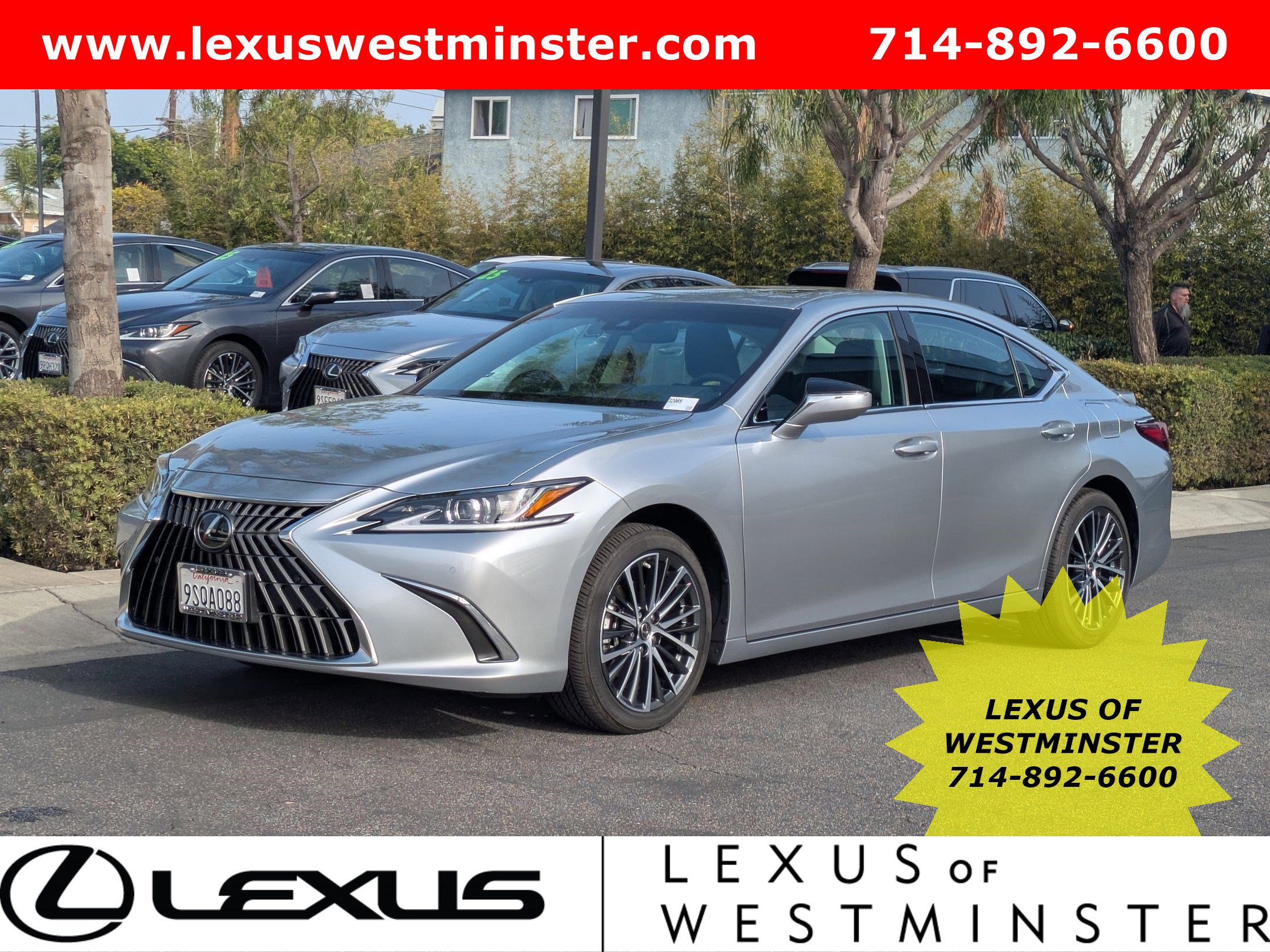 2025 Lexus ES Hybrid 300h's photo