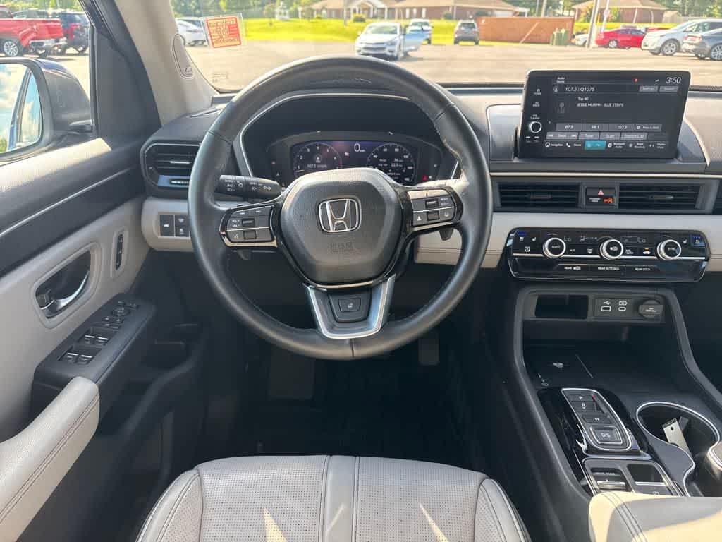2023 Honda Pilot Elite photo 12