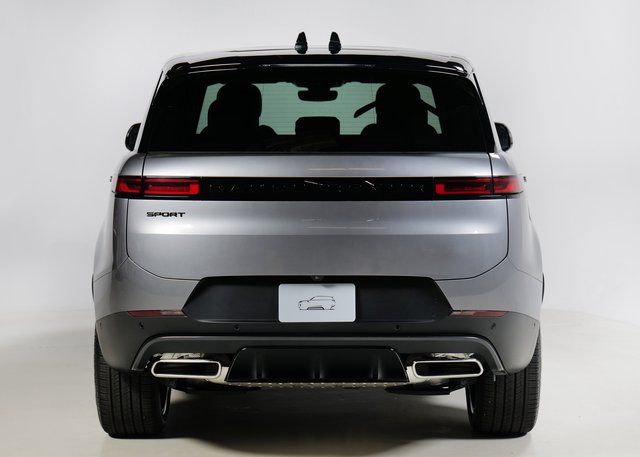 2025 Land Rover Range Rover Sport SE photo 6