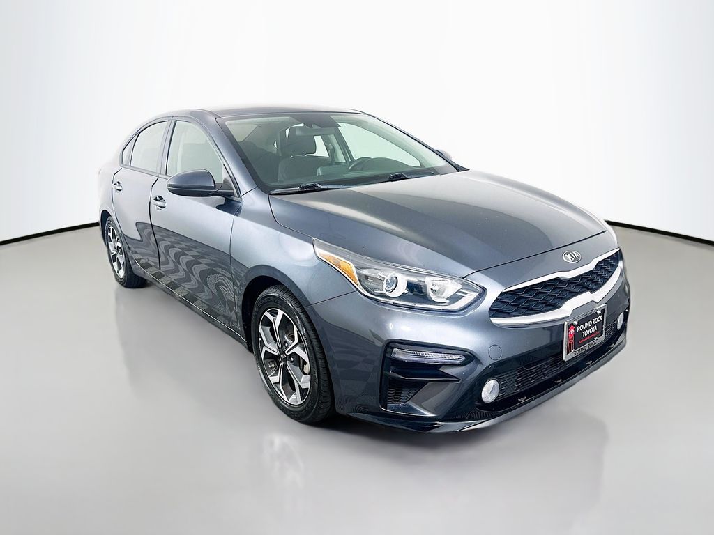 2019 Kia Forte LXS photo 3