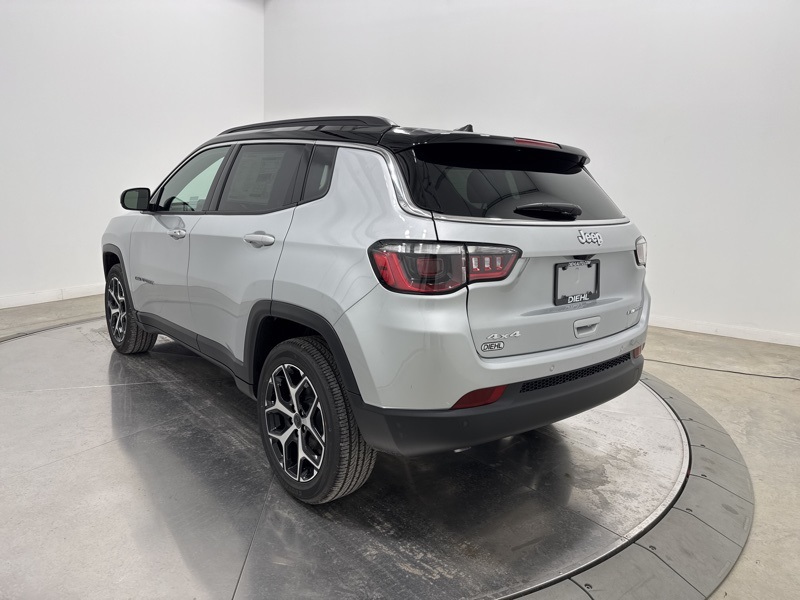 2026 Jeep Compass Limited photo 3