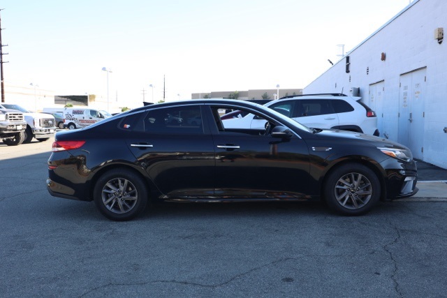 2020 Kia Optima LX photo 2