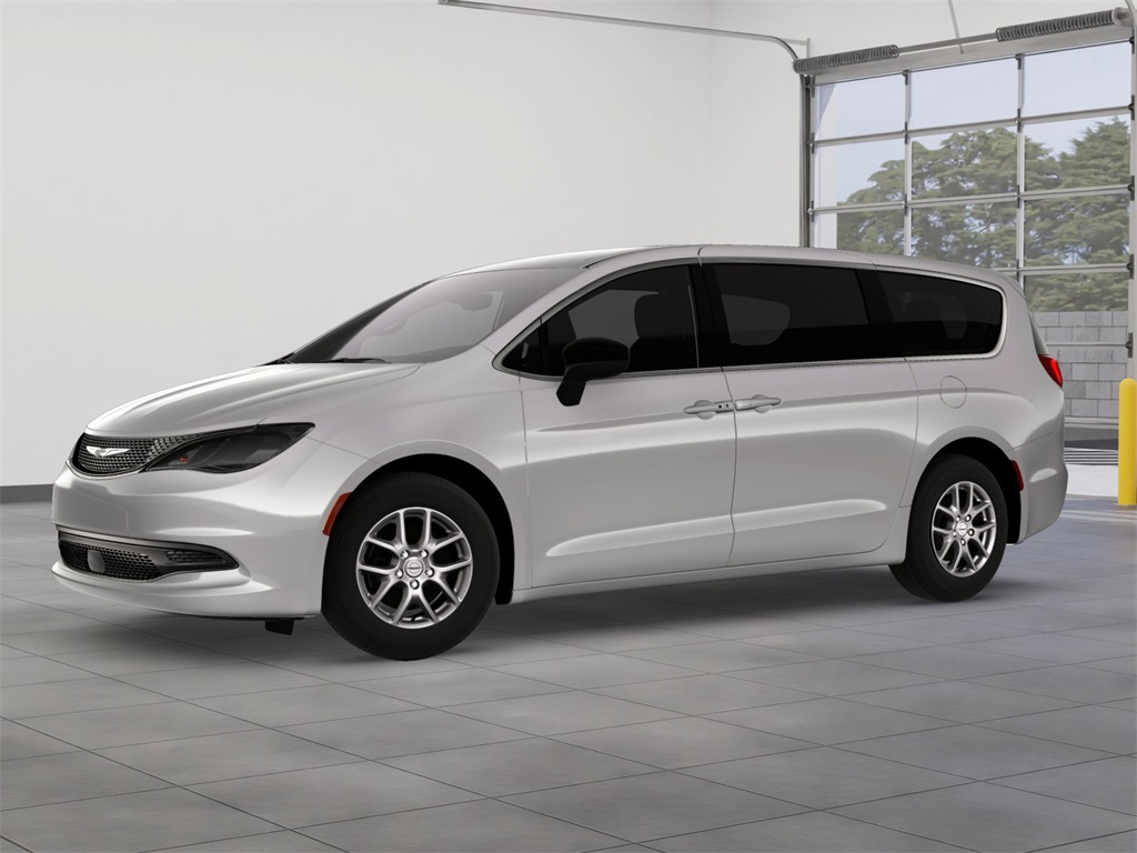 2026 Chrysler Voyager LE photo 2