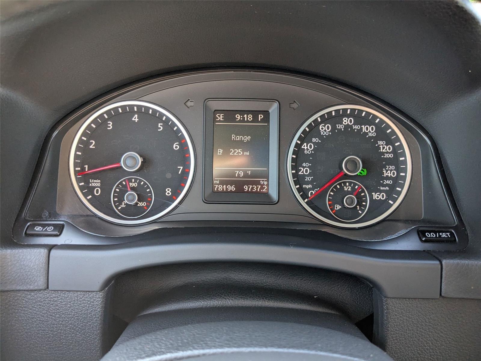 2017 Volkswagen Tiguan Wolfsburg Edition photo 19
