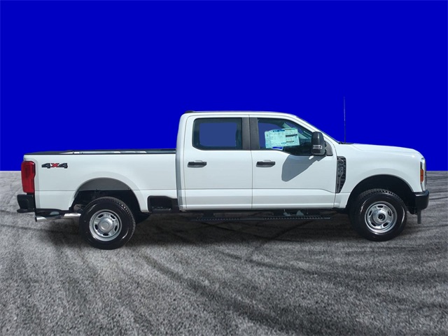 2025 Ford F-250 XL photo 3