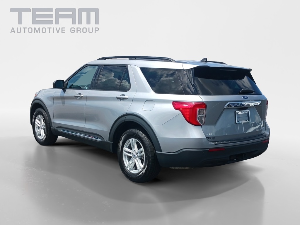 2022 Ford Explorer XLT photo 3