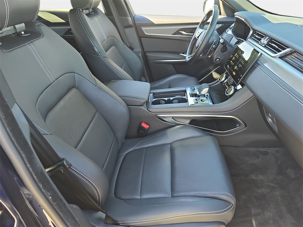 2025 Jaguar F-PACE P250 R-Dynamic S photo 9