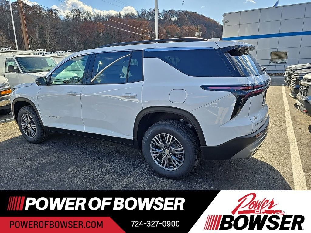 2026 Chevrolet Traverse 2LT photo 3