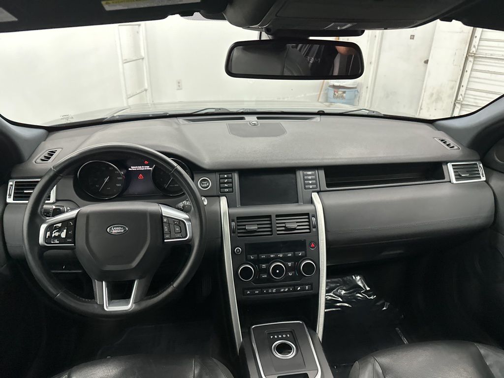 2016 Land Rover Discovery Sport HSE photo 18