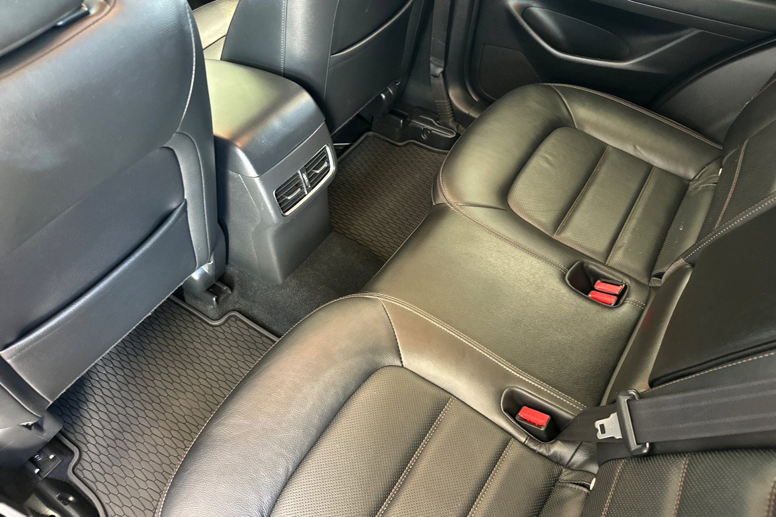 2023 Mazda CX-5 2.5 S Preferred photo 11