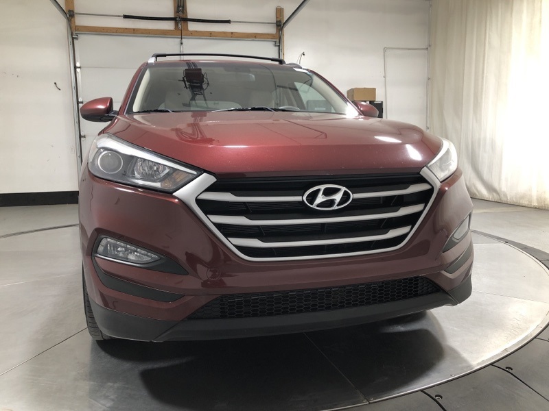 2017 Hyundai Tucson SE photo 2