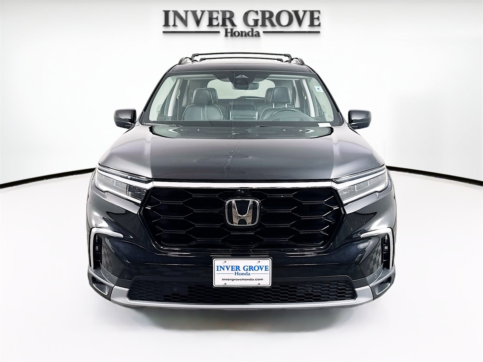 Used 2023 Honda Pilot Elite with VIN 5FNYG1H88PB019681 for sale in Inver Grove Heights, Minnesota