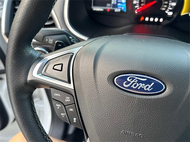 2020 Ford Edge ST photo 27