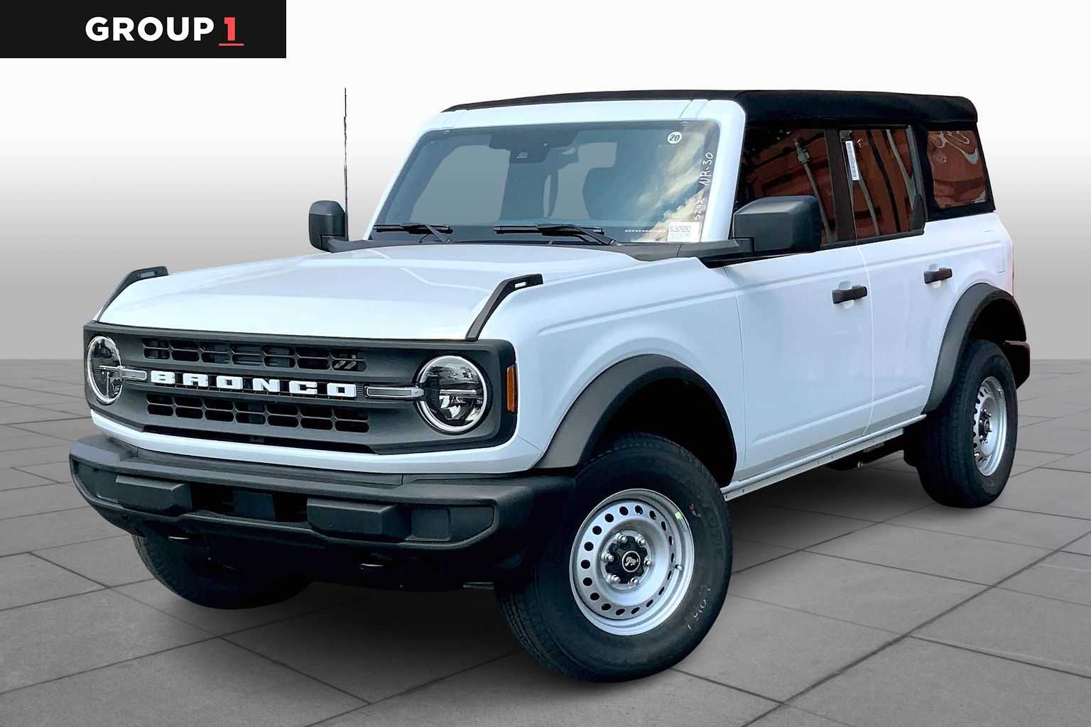 2025 Ford Bronco 4-Door Base's photo