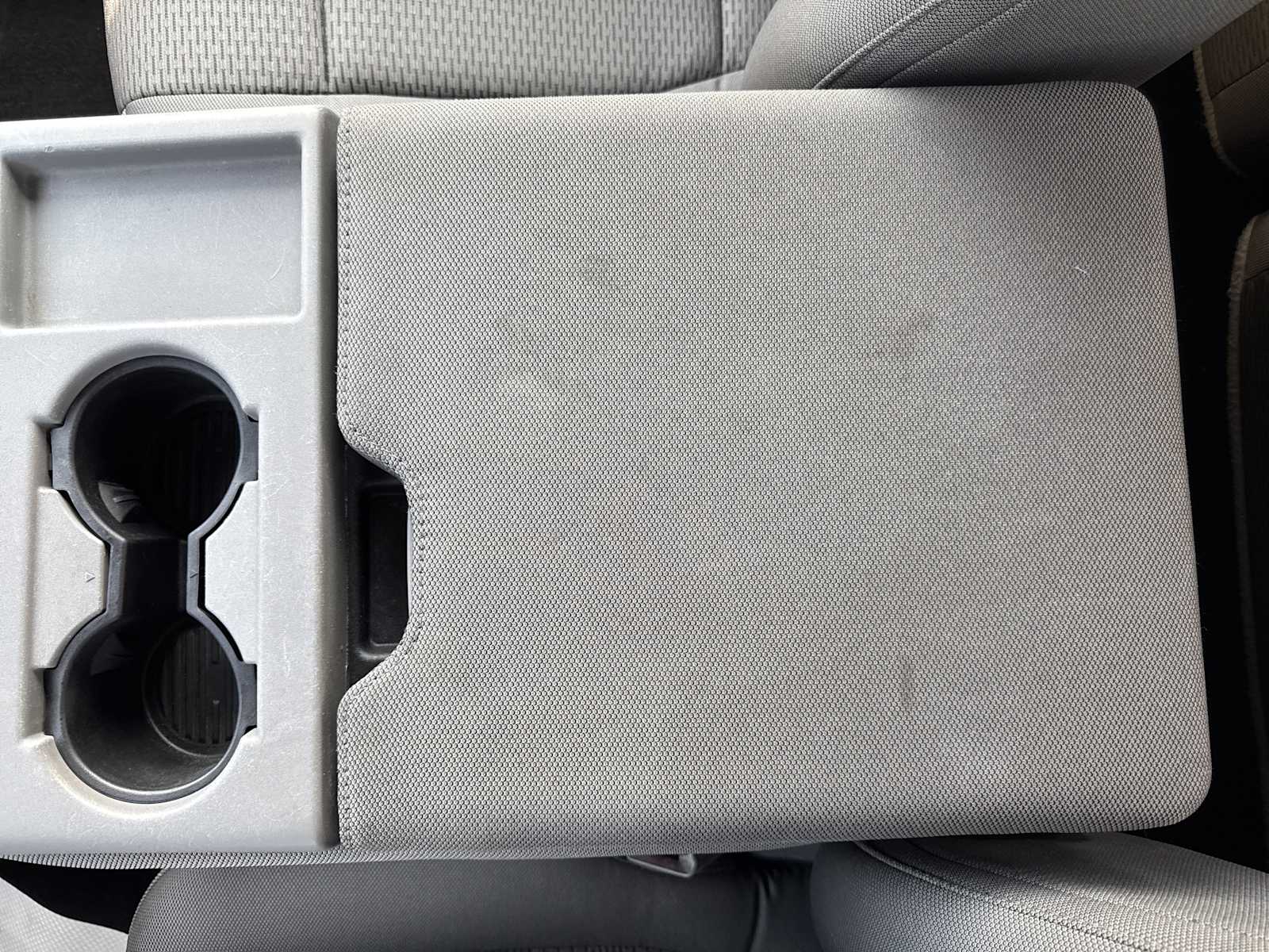 2016 Ford F-150 XLT photo 32