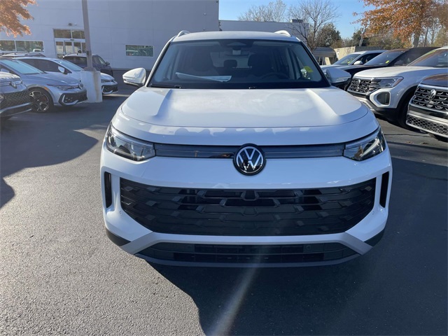 2026 Volkswagen Tiguan S photo 2