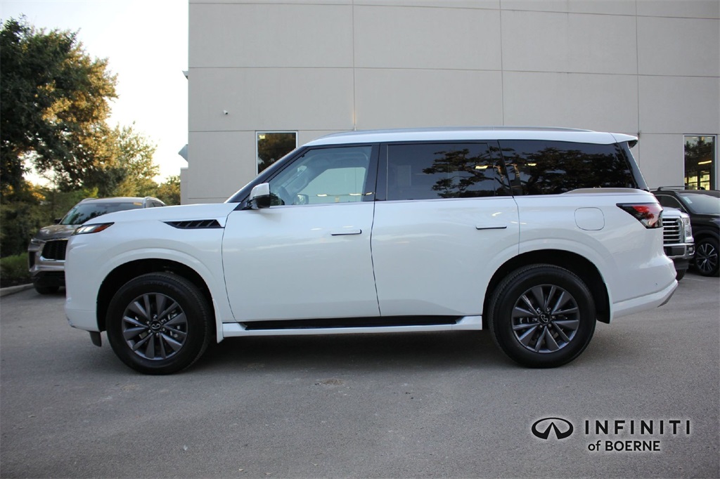 2026 Infiniti QX80 Pure photo 4