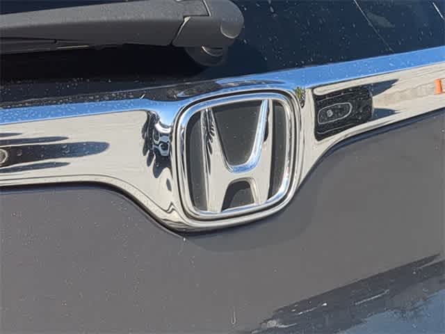 2018 Honda CR-V Touring photo 4