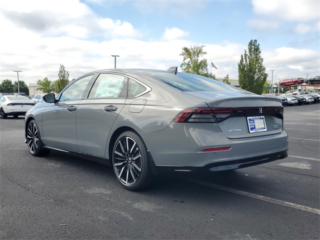 2025 Honda Accord Hybrid Touring photo 3