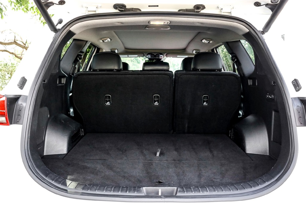 2023 Hyundai Santa Fe Limited photo 26