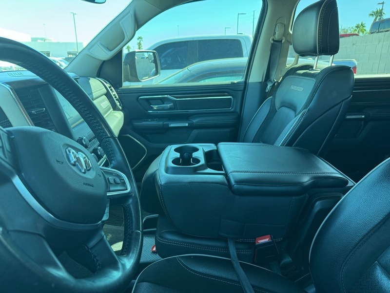 2022 Ram 1500 Laramie photo 2