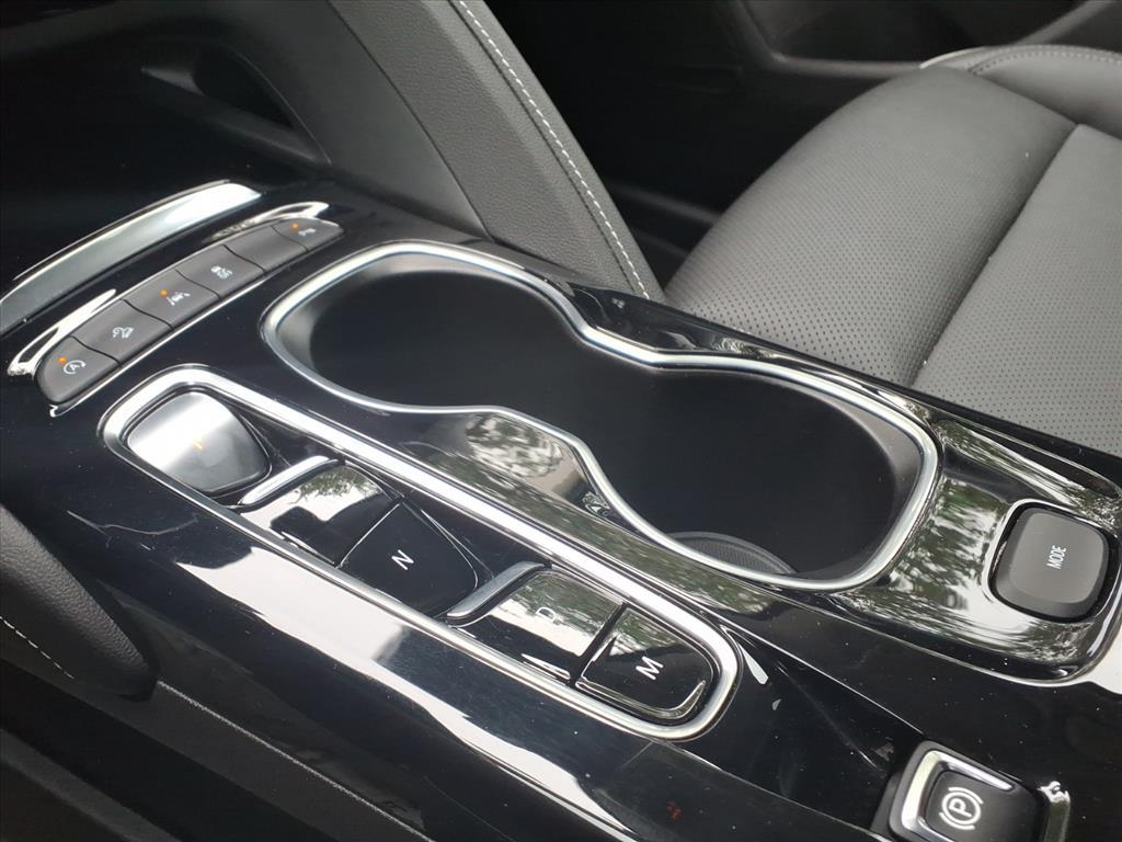 2023 Buick Envision Essence photo 22