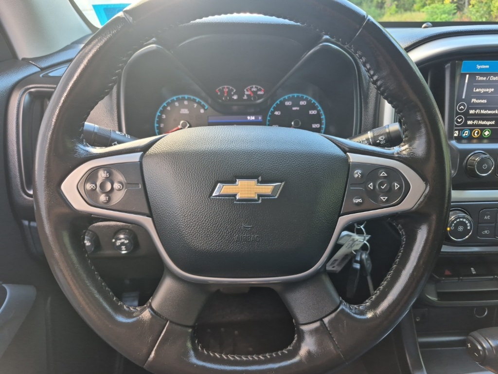 2019 Chevrolet Colorado LT photo 14