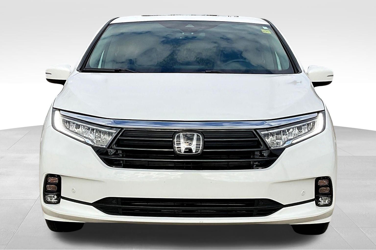 2023 Honda Odyssey Elite photo 3