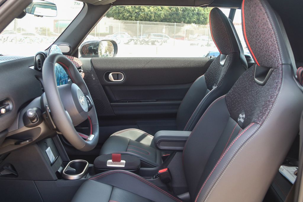 2026 Mini Cooper Convertible Iconic photo 21