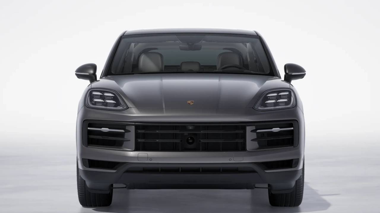 2026 Porsche Cayenne Coupe photo 9
