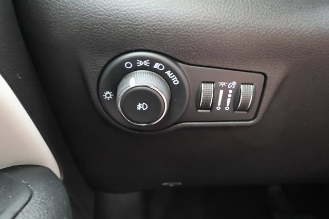 2022 Jeep Compass Limited photo 16