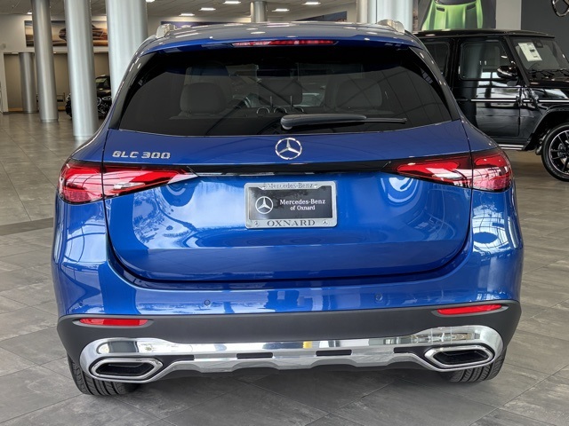 2026 Mercedes Benz GLC 300 photo 4