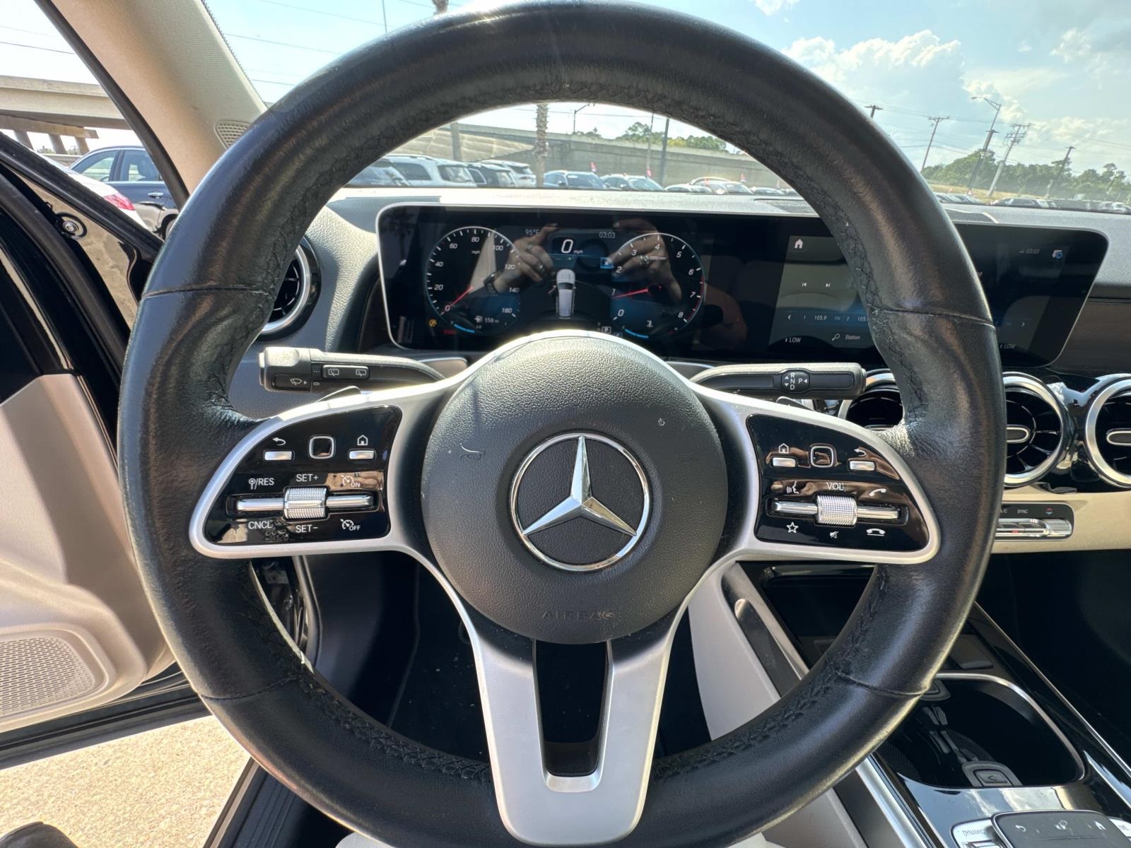 2020 Mercedes Benz GLB 250 photo 19