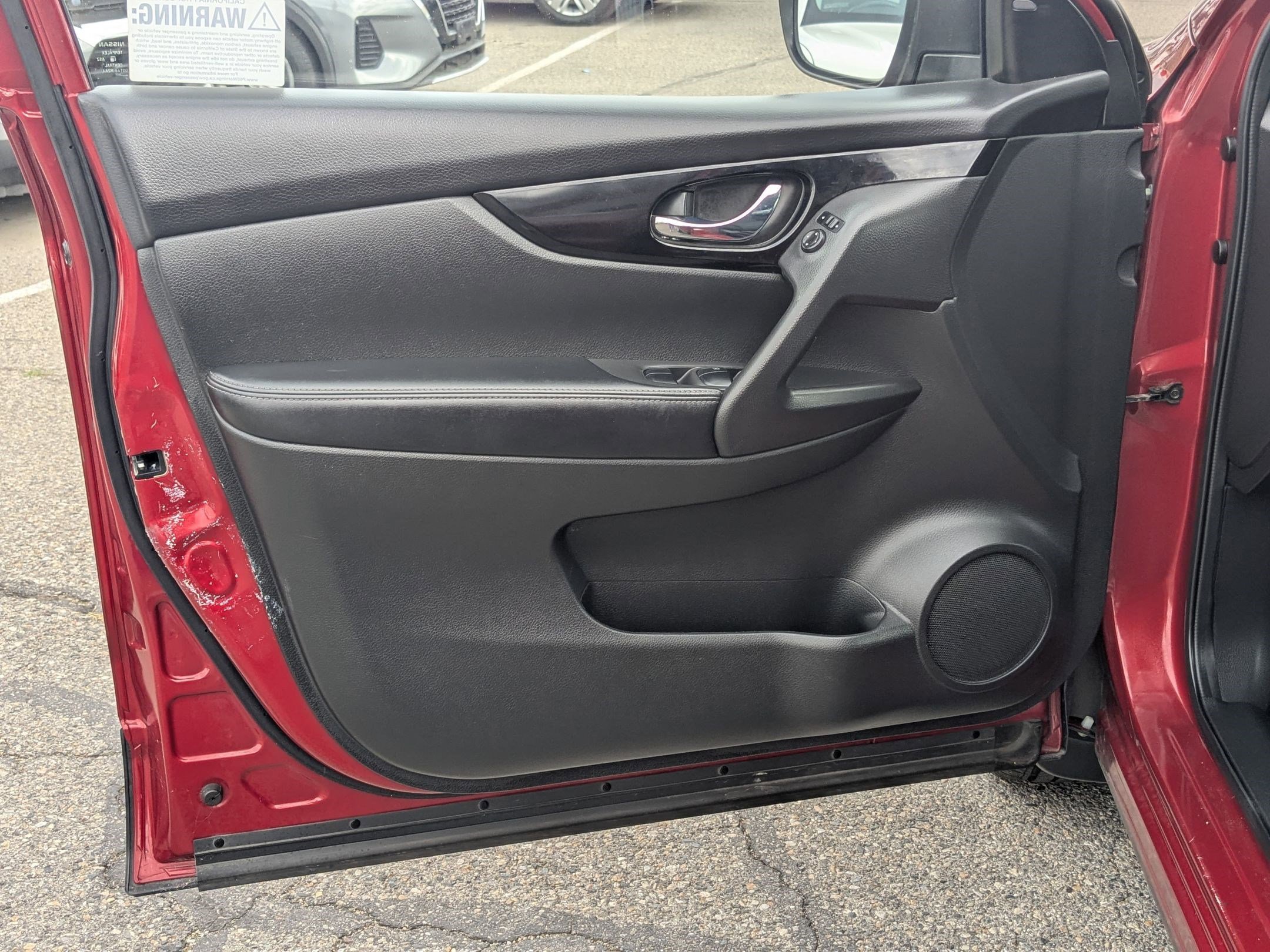 2019 Nissan Rogue Sport SV photo 11