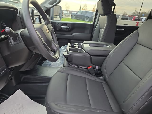 2026 Chevrolet Silverado 3500HD Work Truck photo 4