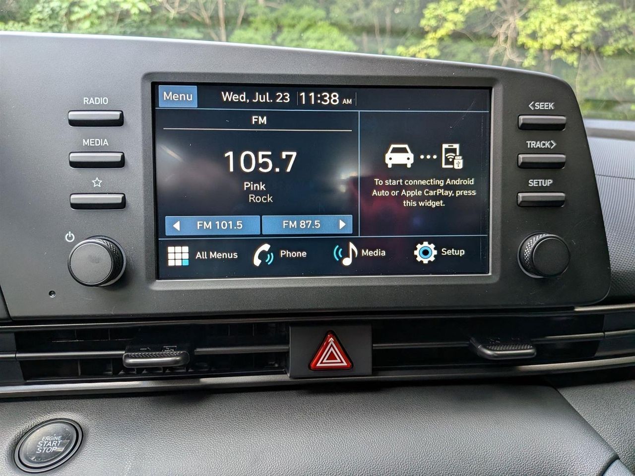 2025 Hyundai Elantra SEL Sport photo 19