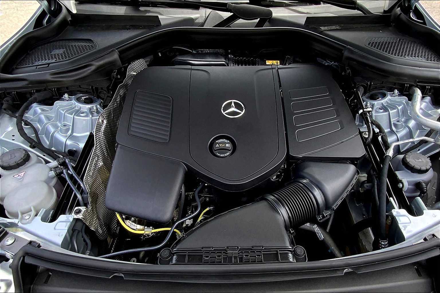2025 Mercedes Benz GLC 300 4MATIC photo 17