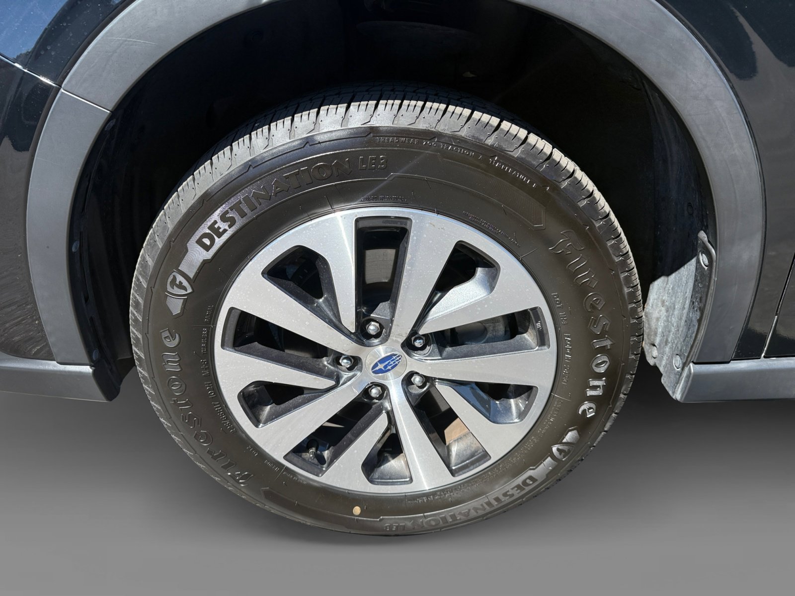 2020 Subaru Outback Premium photo 8