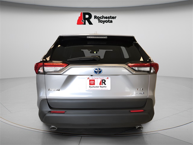 2023 Toyota RAV4 Hybrid XLE photo 4
