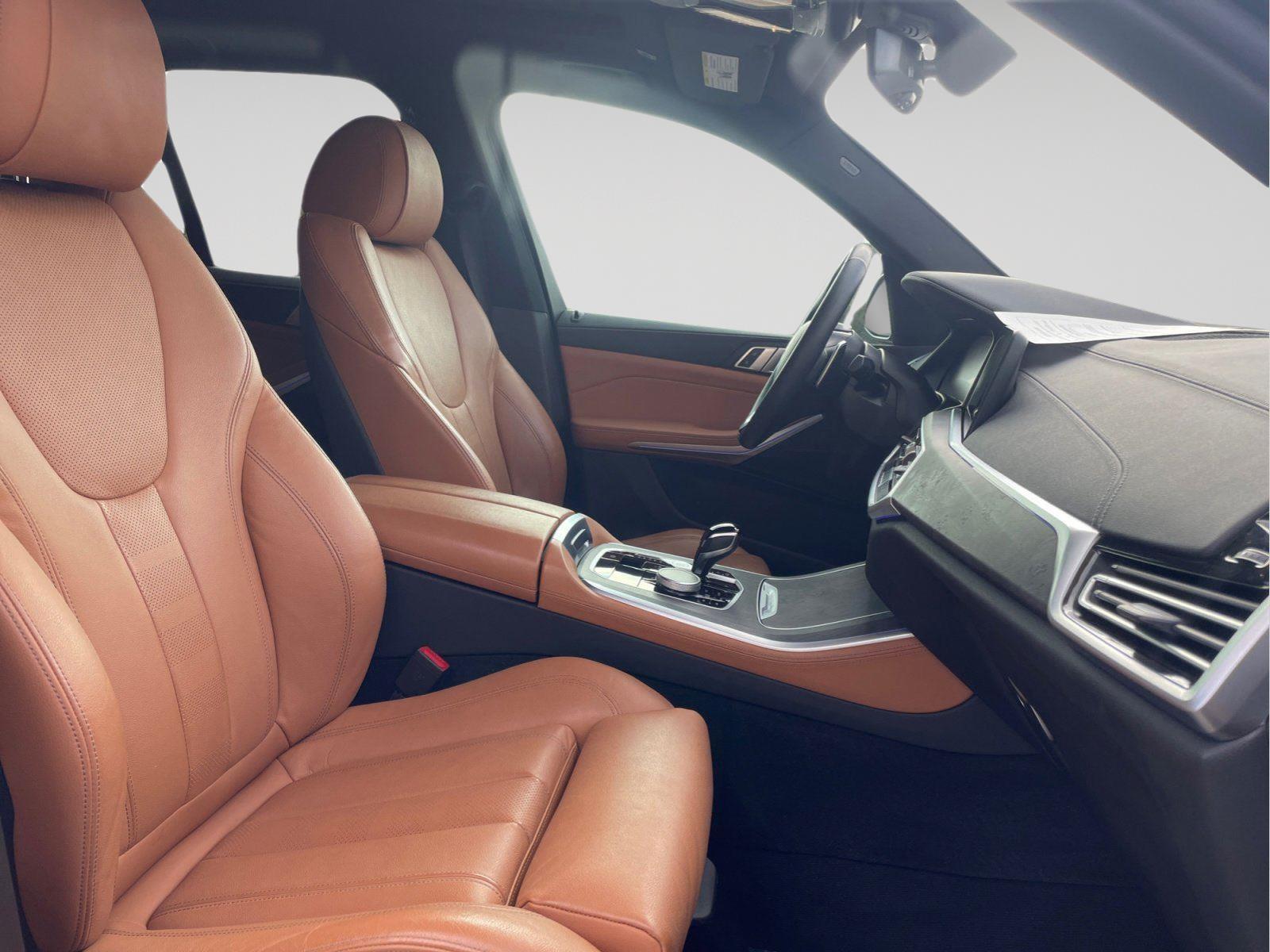 Used 2022 BMW X5 40i with VIN 5UXCR6C02N9K39603 for sale in Kansas City