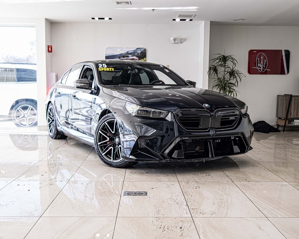 2025 BMW M5 - Image 5