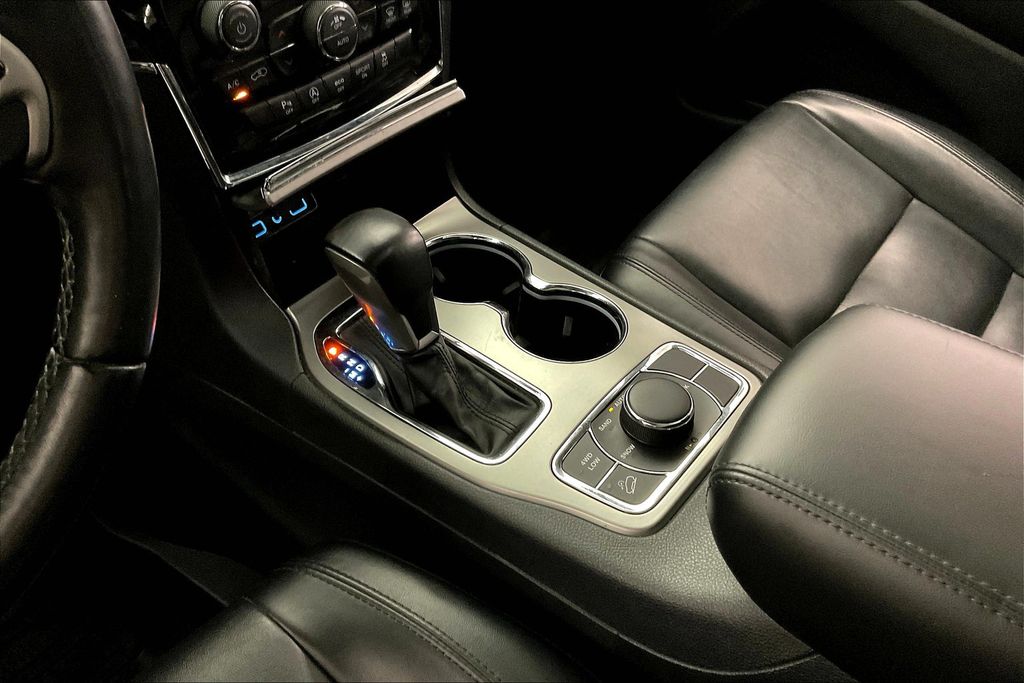 2020 Jeep Grand Cherokee Limited photo 14